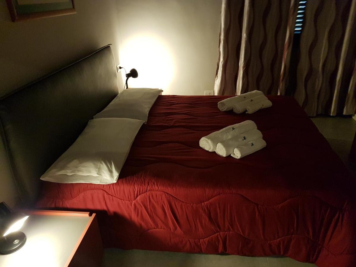 Your Home In 나폴리 외부 사진